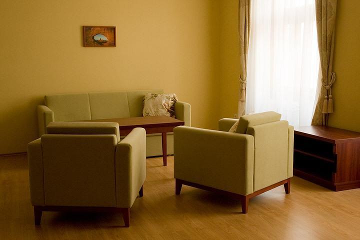 Penzion Zlaty Vul ซนอยโม ภายนอก รูปภาพ